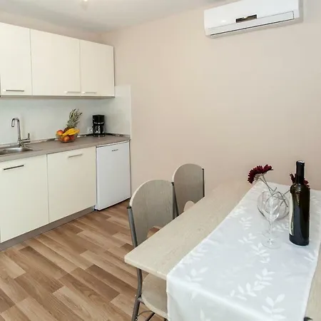 Appartement Karmen 2